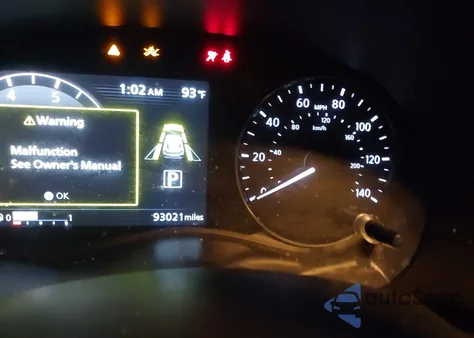 2021 Nissan Kicks Sv Xtronic Cvt z USA, uszkodzony, nr VIN 3N1CP5CVXML523177